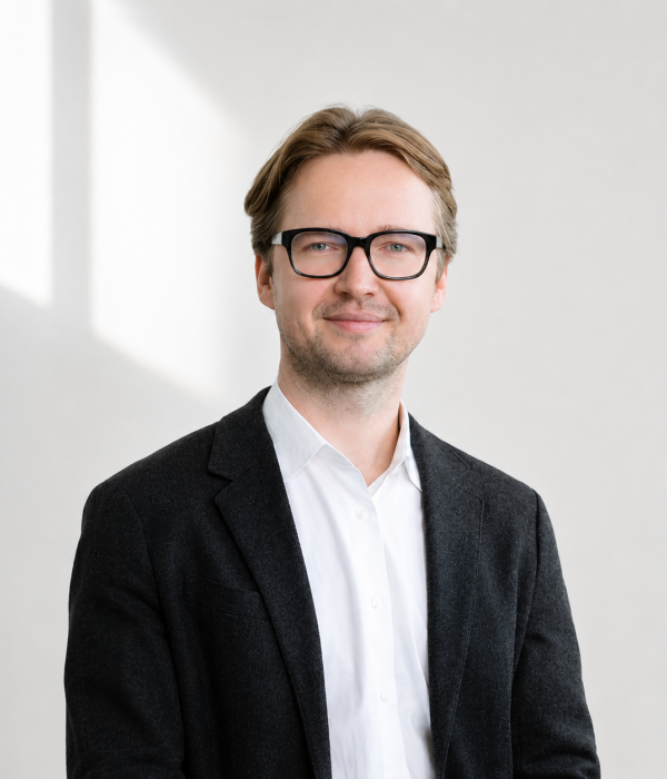 Chief Operating Officer Paweł Łakomski